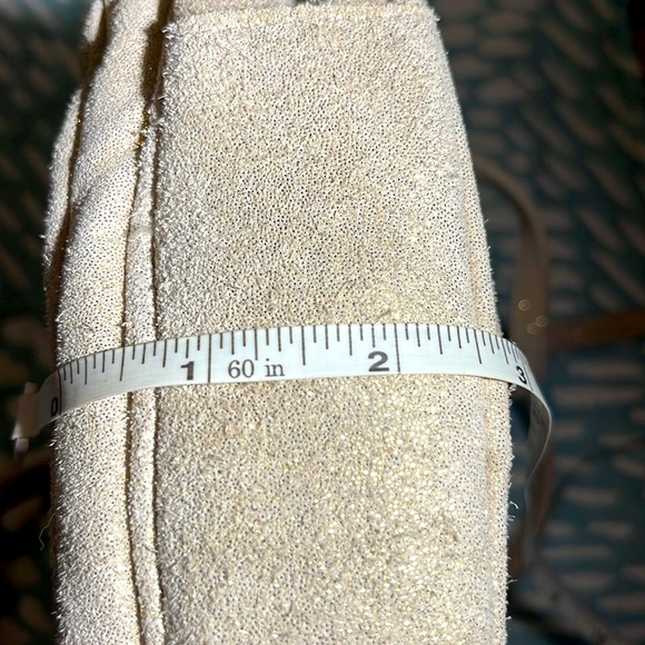 NWT AMERICAN LEATHER CO. CROSSBODY PURSE - Picture 9 of 15